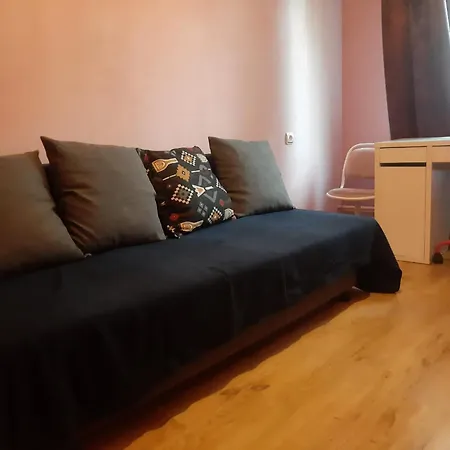 Auru Flat